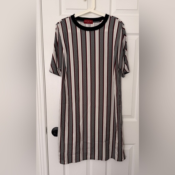 Gucci Dresses & Skirts - Gucci Silk Black and White Striped Long Sleeve Dress( outlet clearance)